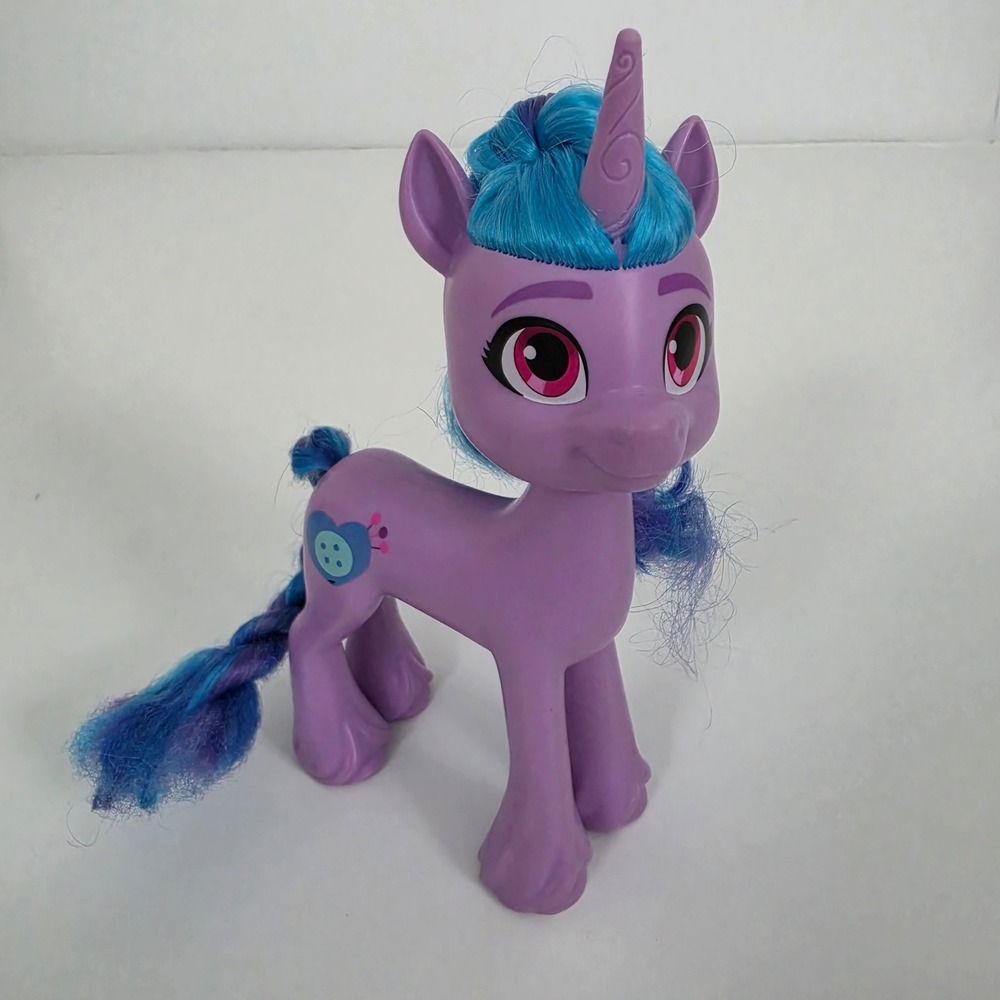 Hasbro My Little Pony A New Generation Izzy Moonbow 6 Inch Purple Unicorn F2032
